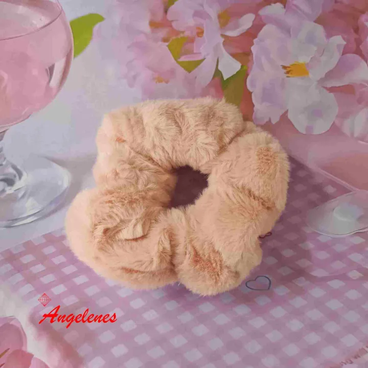 scrunchies-brown